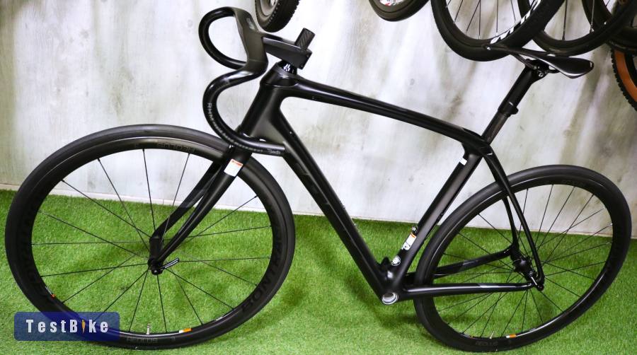 07.22ig 319e! Új 0km 54/M csúcs Trek Domane SLR komfort váz