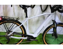 08.05ig 699e! Nagy XL 0km Advanced Pro Allround Bosch 32km/h
