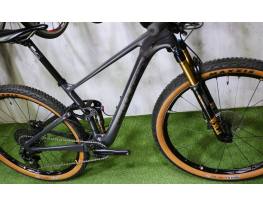 08.09ig 589e! S / 29 Csúcs Lee Cougan Carbon FOX Kashima XX1