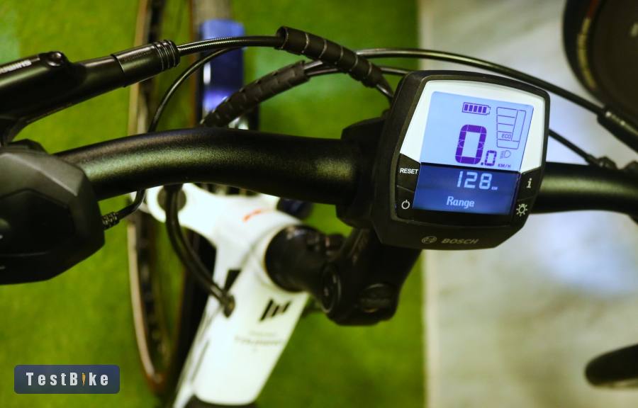 08.09ig 479e! Újszerű KTM Macina CX 500 Bosch mély-vázas 