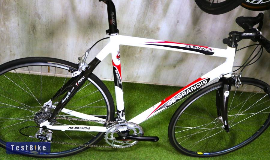 08.16ig 249e! Újszerű olasz De Grandis alu-carbon full Campa
