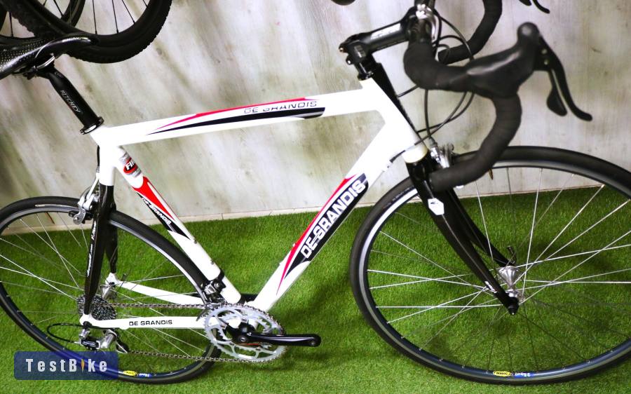 08.16ig 249e! Újszerű olasz De Grandis alu-carbon full Campa