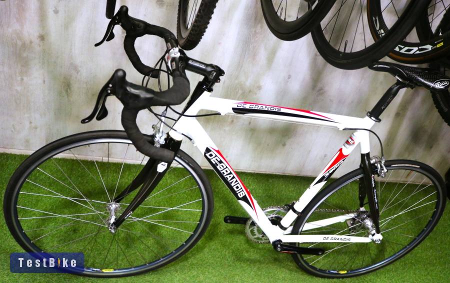 08.16ig 249e! Újszerű olasz De Grandis alu-carbon full Campa