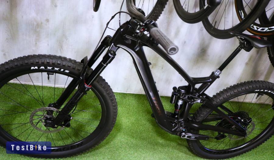 08.16ig 1,72M! Full csúcs 2025 Trek EXe 9.9 X0 AXS TType RSL