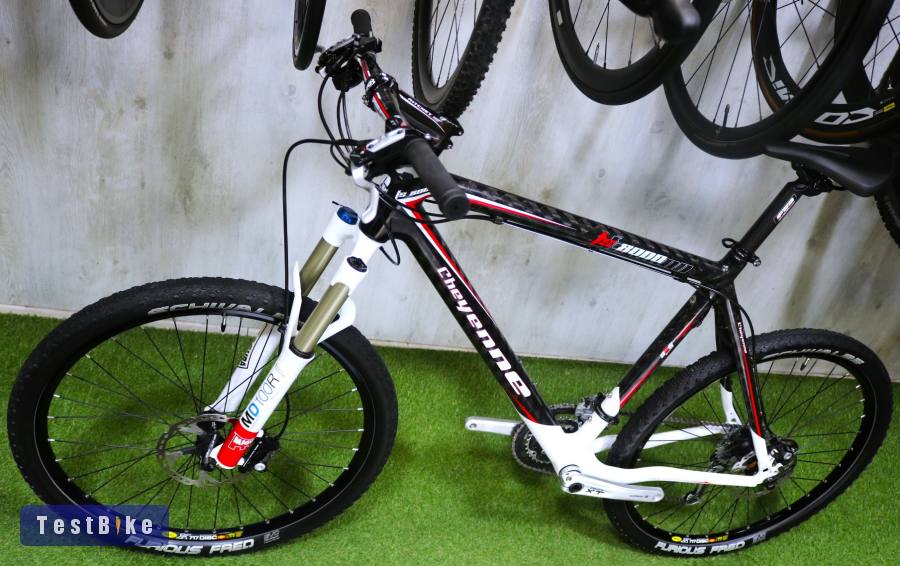 08.16ig 279e! XL csúcs Cheyenne Carbon Full XT - XT Fékekkel