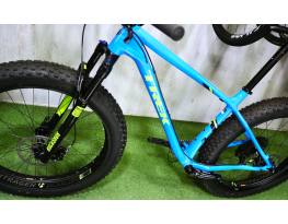 08.16ig 459e! 0km Új Trek Farley 9 Fatbike RS Bluto Air Sram