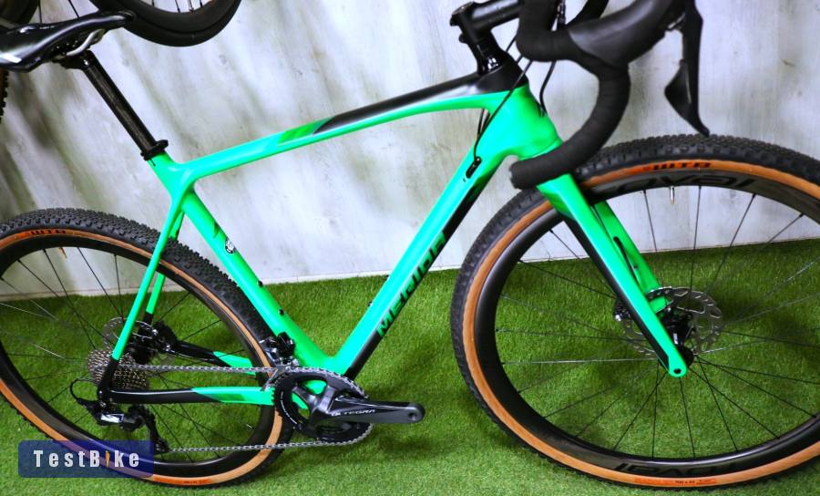 08.16ig 499e! Újsz Merida Carbon Disc Gravel Ultegra RX 2x11