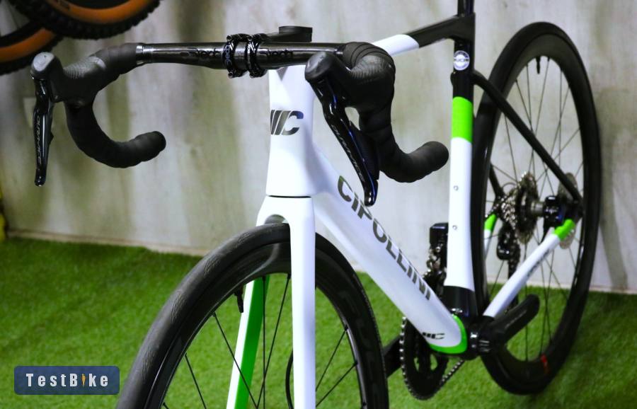 08.16ig 899e! Csúcs Cipollini Dolomia Disc Dura Ace Di2 7kg!
