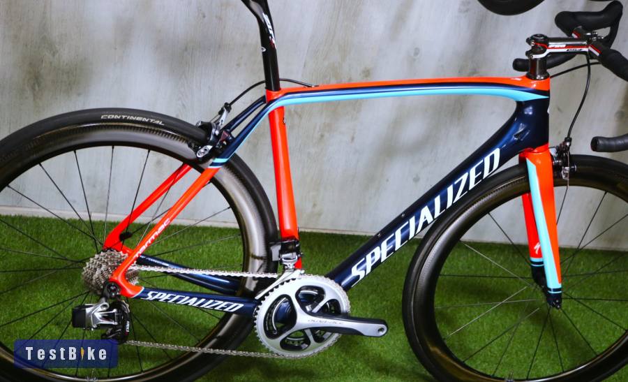 08.16ig 689e! Csúcs Specialized Tarmac Carbon Red eTap Dura