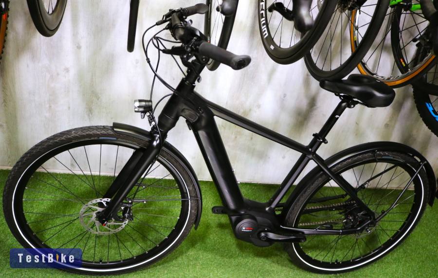 08.25ig 519e! Kisebb KTM Macina Gran Bosch Nexus agyváltós