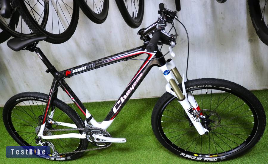 08.25ig 279e! XL csúcs Cheyenne Carbon Full XT - XT Fékekkel