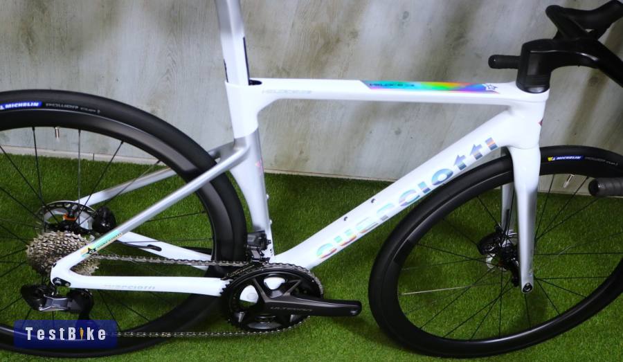 08.30ig 1,38M! 0km új 2026 GUERCIOTTI VELOCE CARBON Di2 gyön