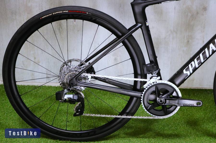 08.30ig 1,52M! Full komfort SPECIALIZED ROUBAIX SL8 AXS 2x12