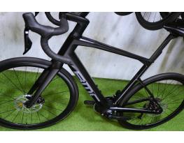 09.06ig 1,37M! Csúcs BMC RM01 AMP Carbon Disc TQ Di2 2x12 új