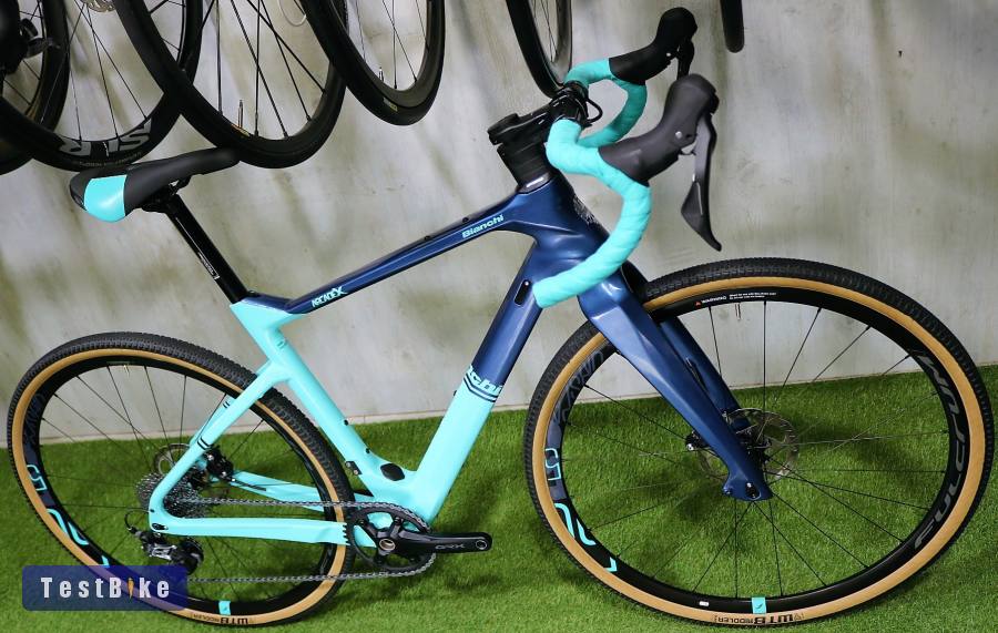 09.06ig 820e! Újszerű Bianchi Arcadex Pro Disc Gravel GRX