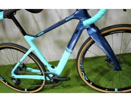 09.06ig 820e! Újszerű Bianchi Arcadex Pro Disc Gravel GRX