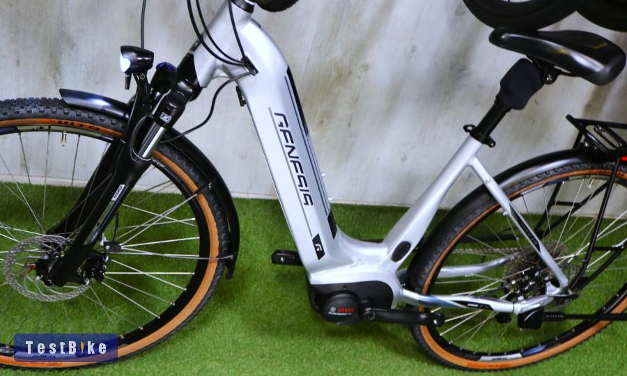 FOGLALÓZVA! új Genesis E-touring Bosch EE komfort mély-váz