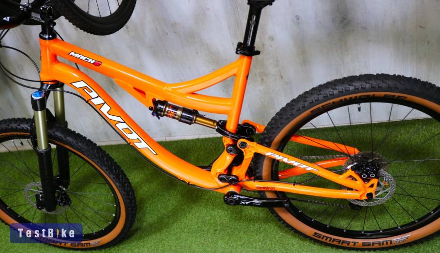 09.30ig 579e! XL Pivot Mach 160mm enduro FOX 36 / FL Kashima XT