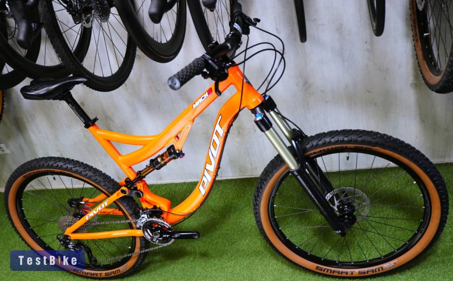 09.30ig 579e! XL Pivot Mach 160mm enduro FOX 36 / FL Kashima XT
