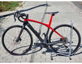 1,6 mftos Trek Domane SLR 105 hydro akár karbon kerékkel is