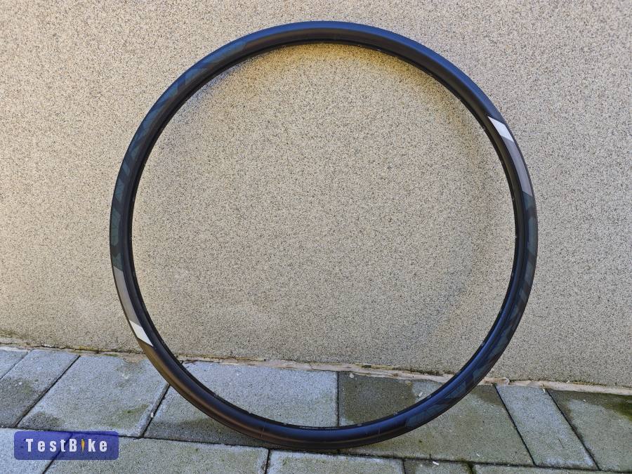 1 db. Blackjack gravel felni, 622x21C, 32 lyukas