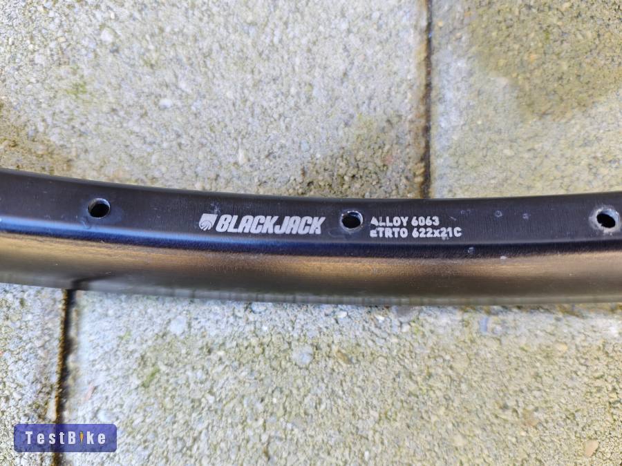 1 db. Blackjack gravel felni, 622x21C, 32 lyukas