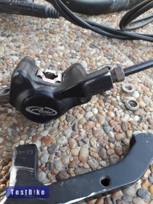 1 pár avid juicy fék 203 mm-es adapterekkel