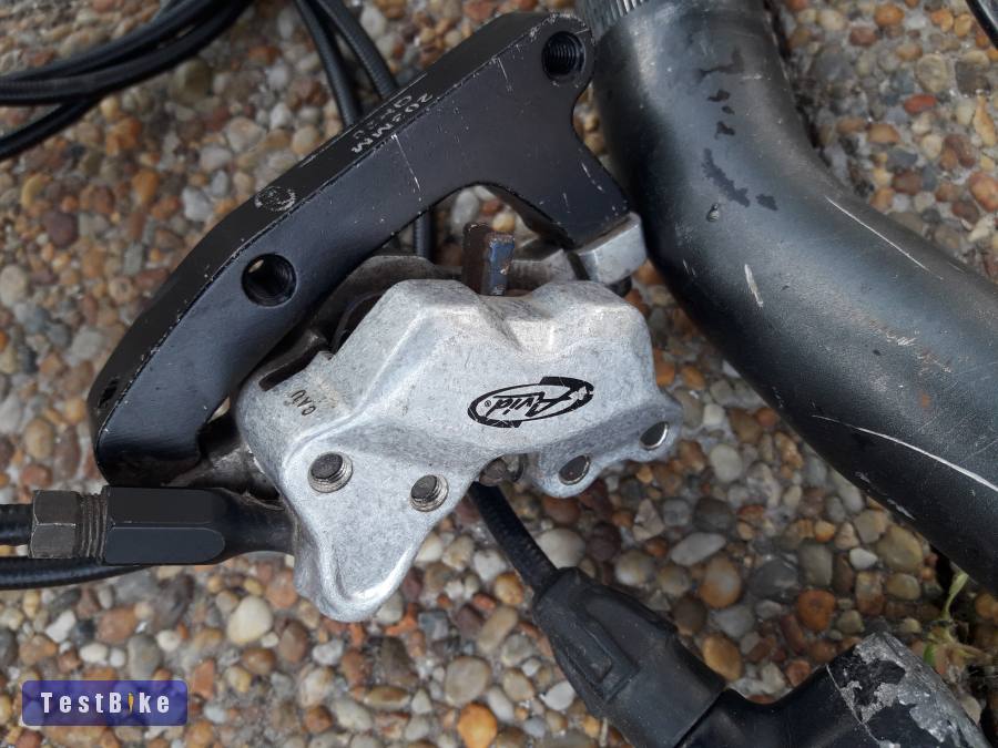 1 pár avid juicy fék 203 mm-es adapterekkel