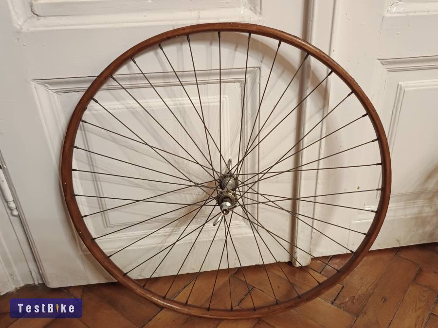 100-130 éves, fából készült, 622-es országúti komplett kerék