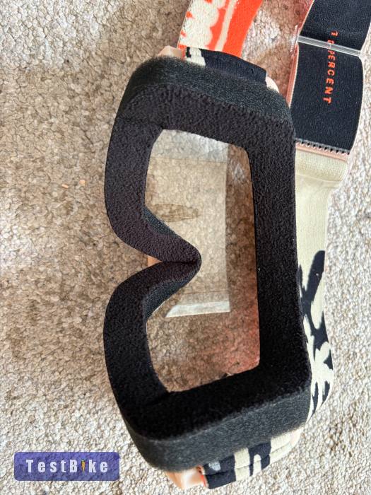 100% Strata 2 szemüveg.