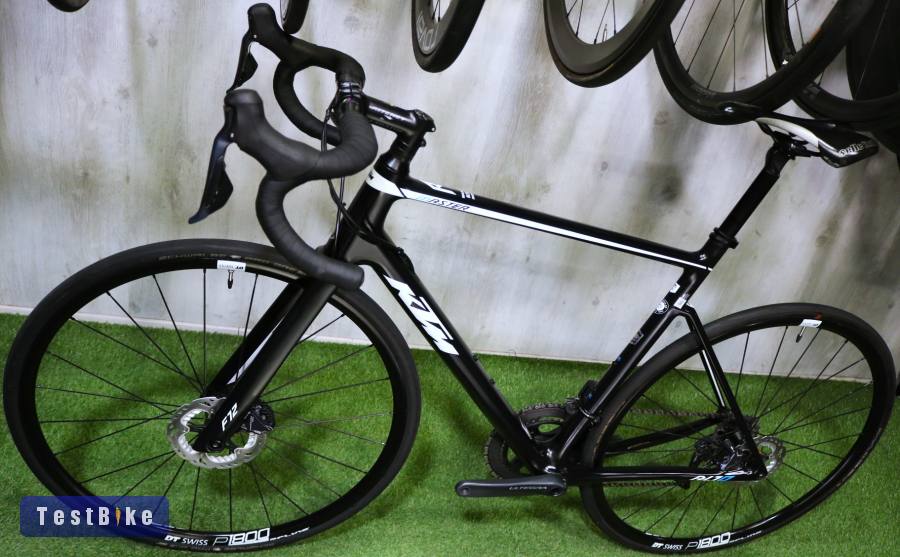 10.26ig 679e! Újsz. 56/L KTM Alto Master Disc Ultegra Di2 22