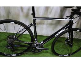11.09ig 649e! Újsz. 56/L KTM Alto Master Disc Ultegra Di2 22