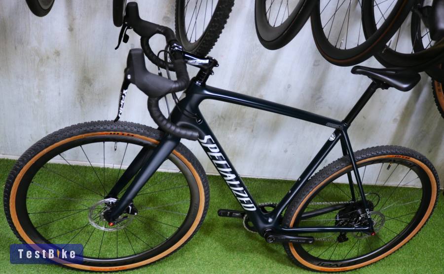 10.18ig 629e! 56 L Specialized Crux Carbon Gravel Disc op. Terra
