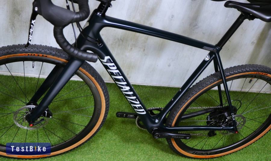10.18ig 629e! 56 L Specialized Crux Carbon Gravel Disc op. Terra