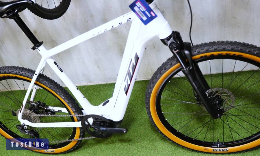 10.21ig 820e! 123km-es 56 L KTM Macina Cross Bosch CX 85Nm 750 