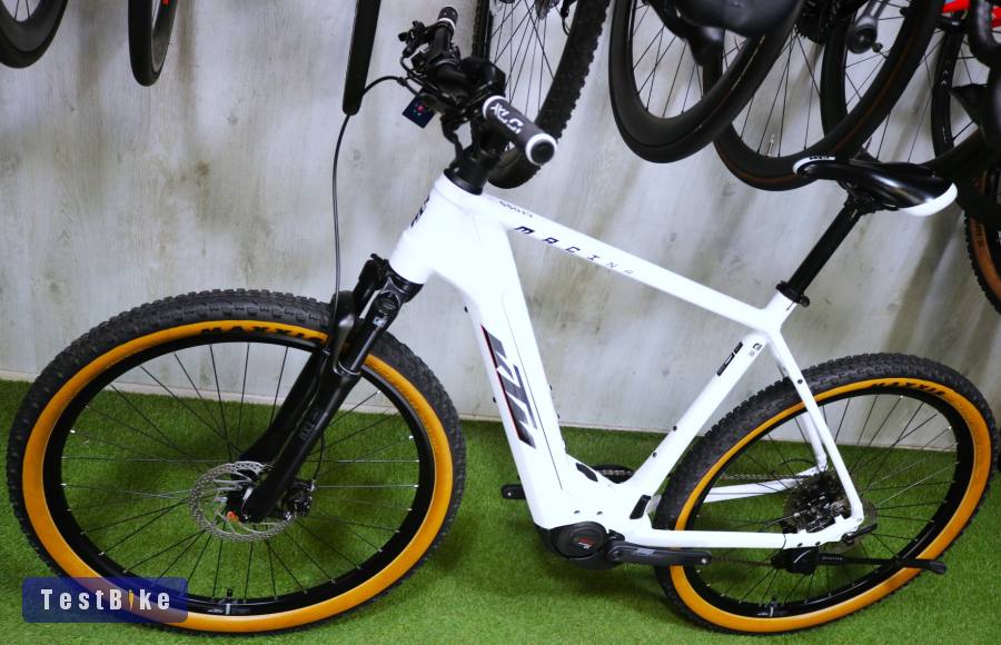 10.21ig 820e! 123km-es 56 L KTM Macina Cross Bosch CX 85Nm 750 