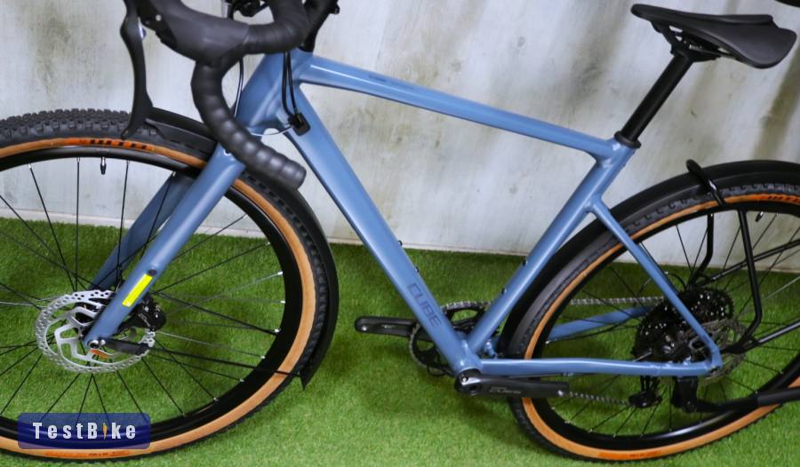10.25ig 359e! Kisebb új Cube Nuroad AL-Carbon Gravel 2026 felsze