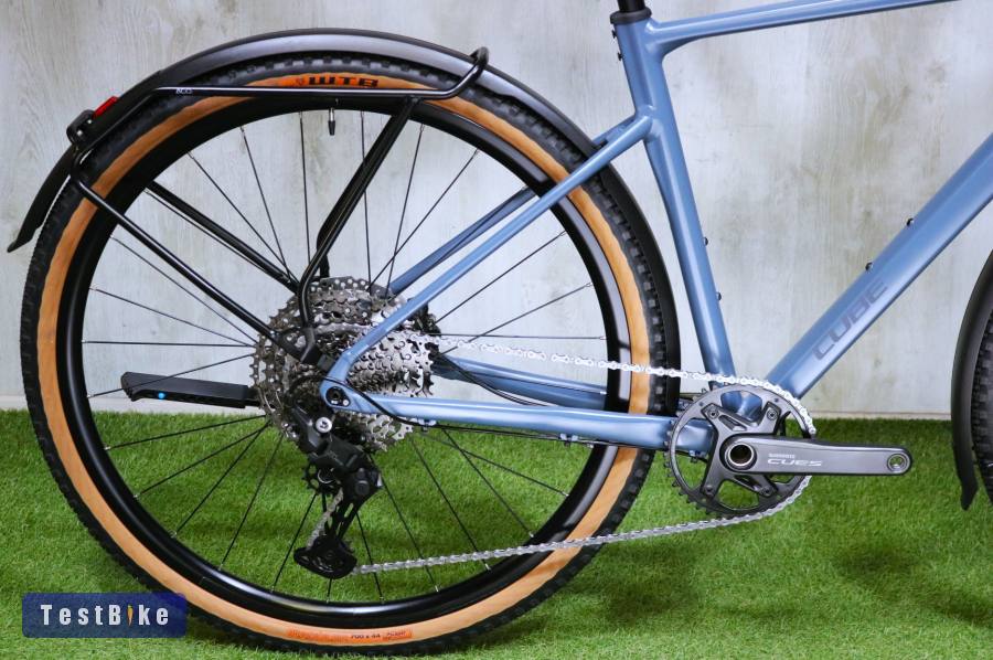 10.25ig 359e! Kisebb új Cube Nuroad AL-Carbon Gravel 2026 felsze