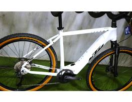 11.01ig 739e! 120km-es 56 L KTM Macina Cross Bosch CX 85Nm 750