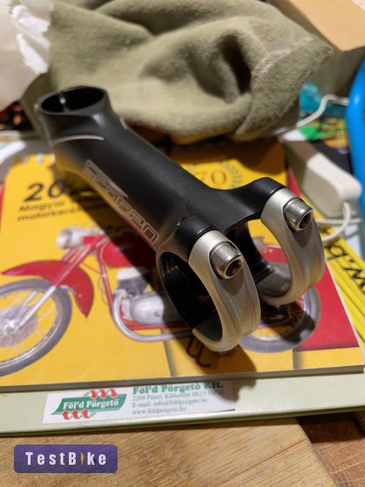 110 mm hosszú alu stucni