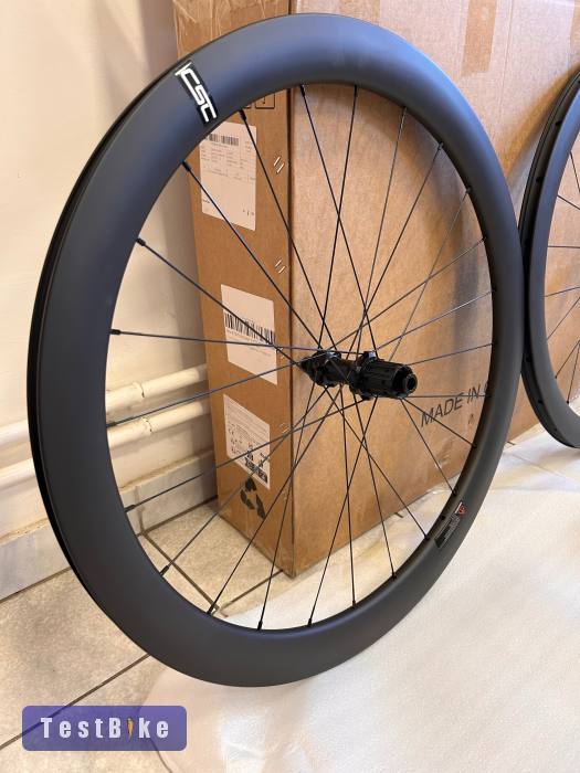 1383g CSC 50mm karbon országúti/gravel kerékszett