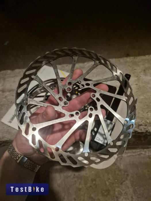 180 es 203mm tárcsák