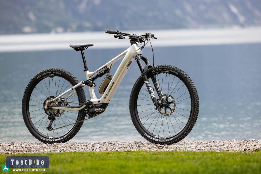 1km 2025 karbon Flyer SL:X 8.7 Bosch SX, FOX, FUll XT, DT Swiss