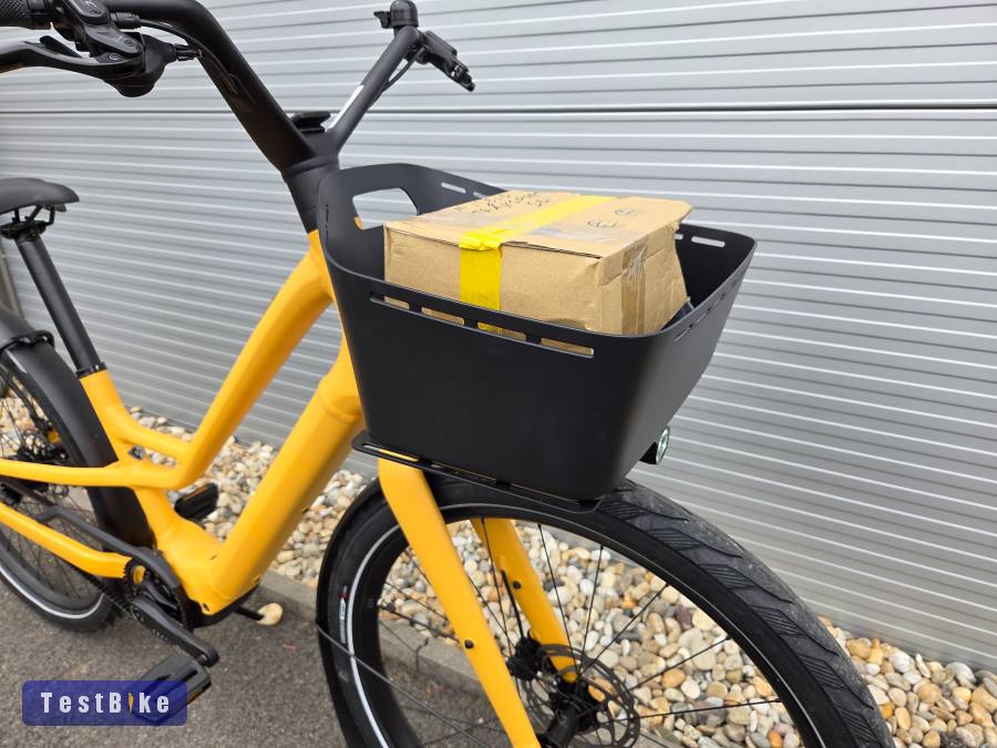 1km Specialized ebike szíjhajtás agyváltó M