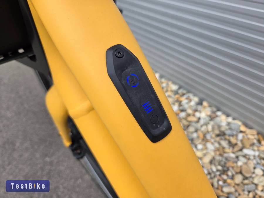 1km Specialized ebike szíjhajtás agyváltó M