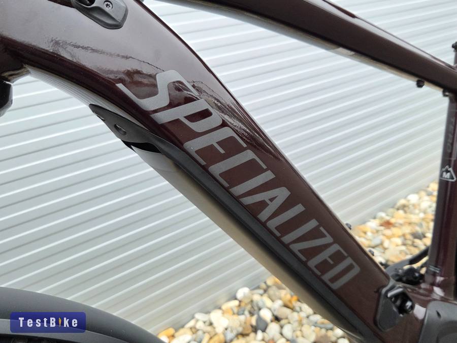 1km Specialized Turbo Tero 5.0 trekking ebike 710Wh 90Nm M