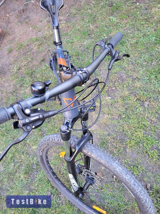 1x12-es mtb. M méret. 29``