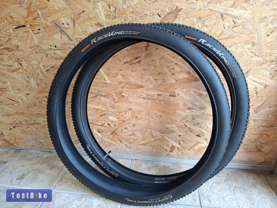 2 Db használt 29"-os Continental Race King eladó
