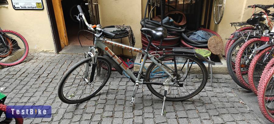 2 hybrid bikes for sale