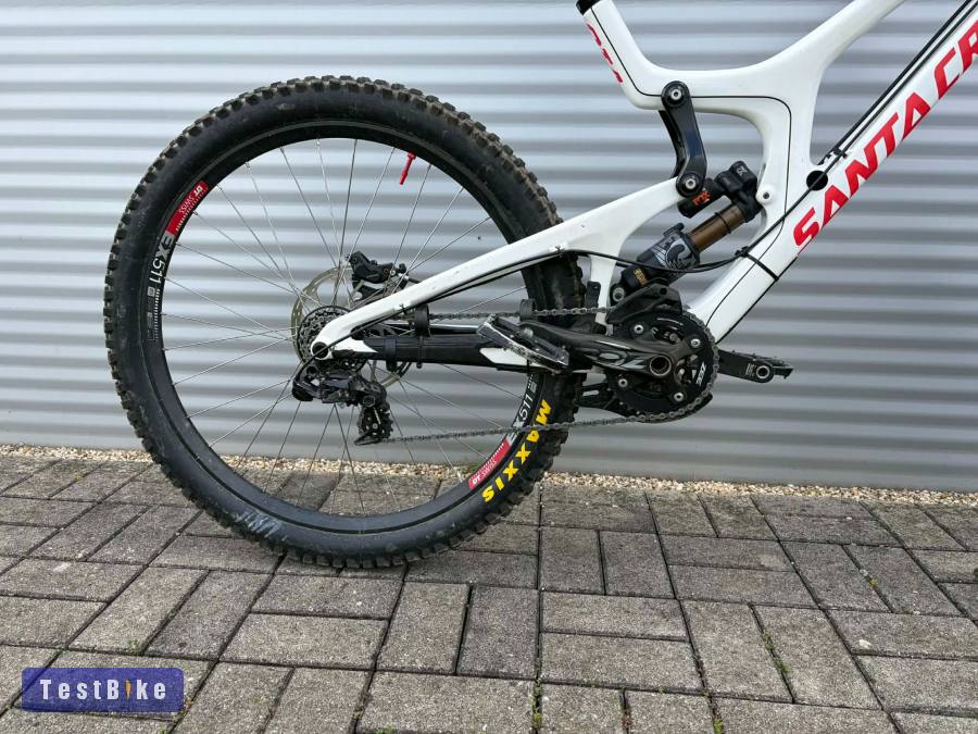2015 Santa Cruz V10 Carbon CC Downhill Kerékpár